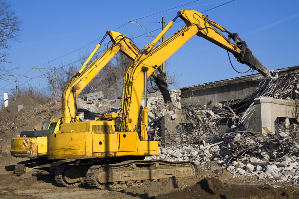Qtec Fire Services - VDAS foam spray suppression systems for construction and recycling.